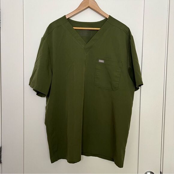 Figs Leon Three-Pocket Scrub Top Mens Size 2XL V Neck Green Moss ? - Picture 1 of 10